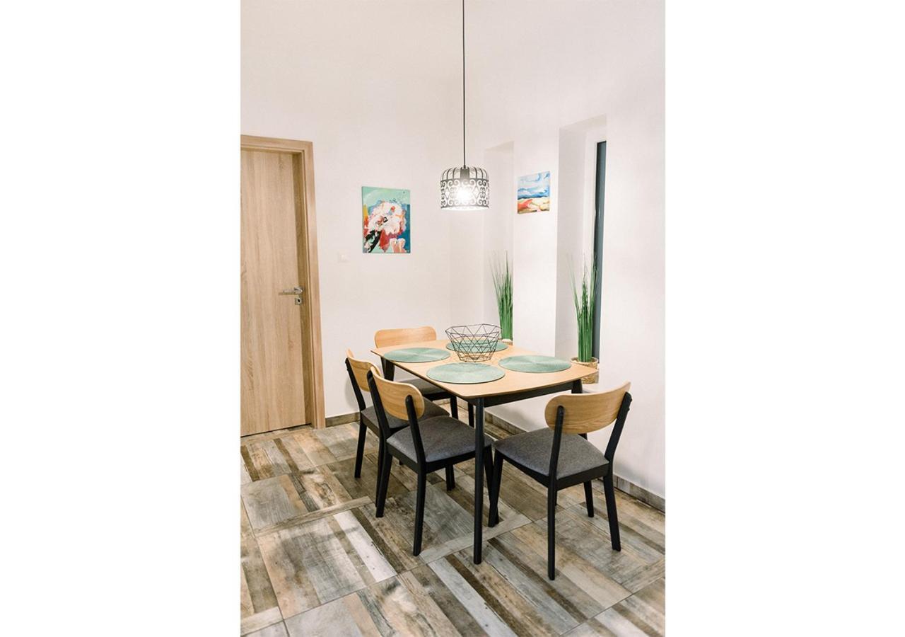 Royal 27 Apartman Кестхей Екстер'єр фото